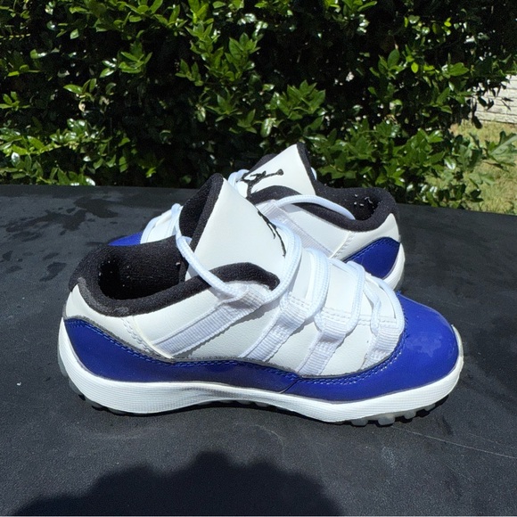 Air Jordan 11 Retro Low TD Concord Sketch White Black Blue Size 9C - Picture 7 of 9